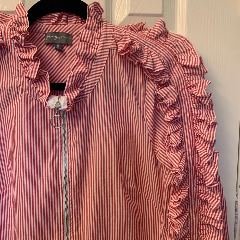 Stripe & Ruffle Pull-Over - Picture 4 of 10